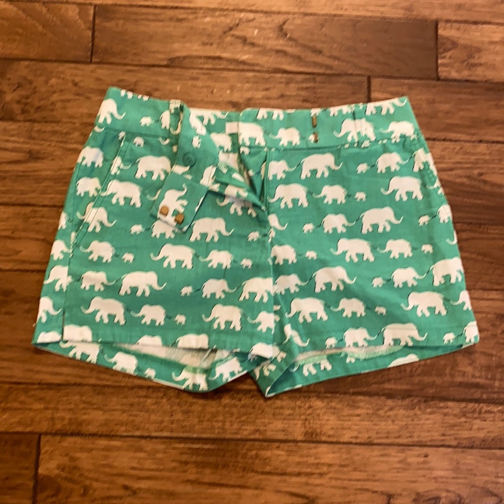 LOFT Green Elephant Print Women Shorts
